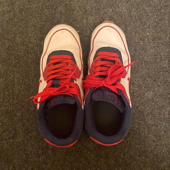 Nike Air Max Shoes - Picture 1 of 3